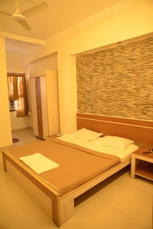 Hotel Sri Sai Krupa Hajdarábád Pokoj fotografie