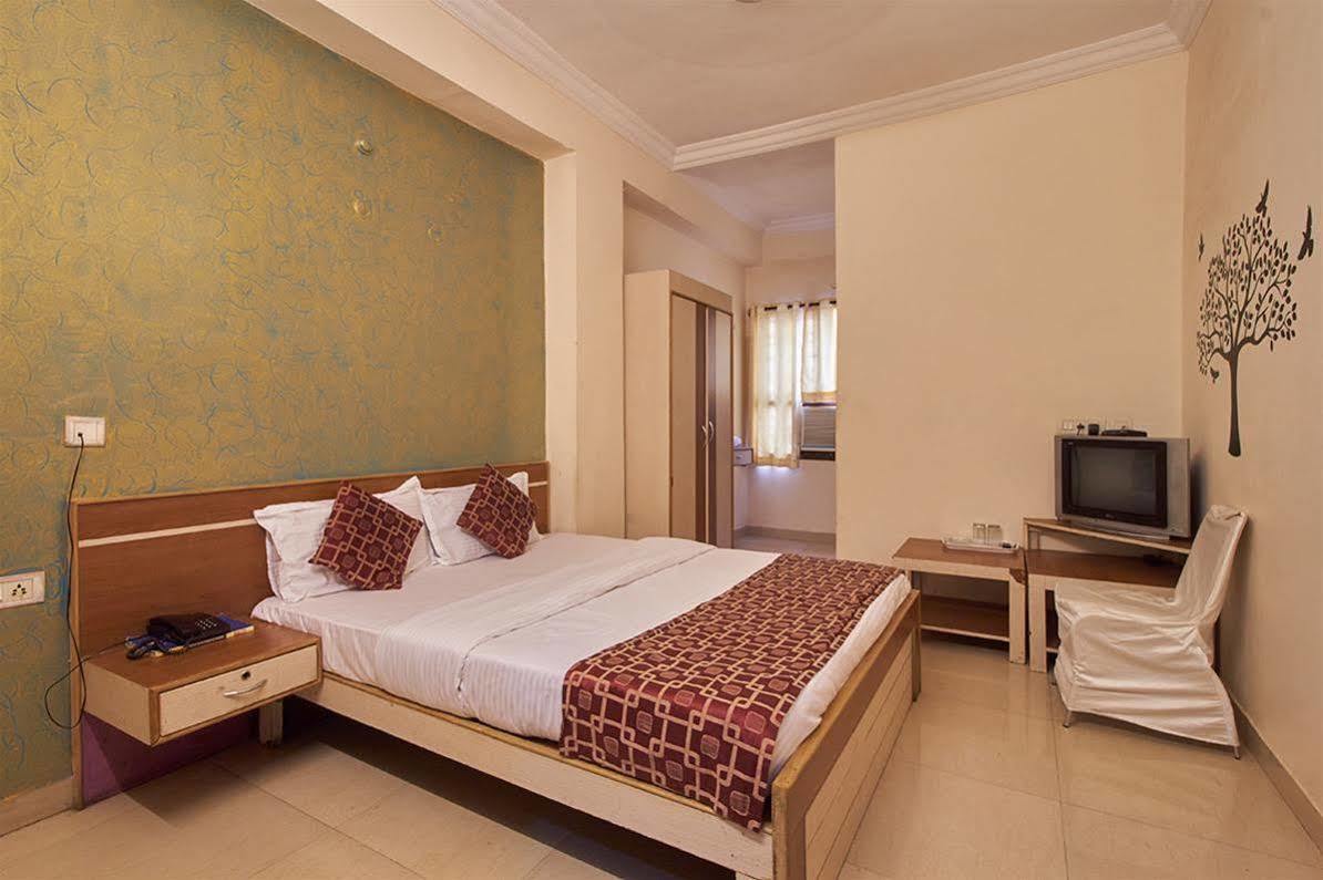 Hotel Sri Sai Krupa Hajdarábád Exteriér fotografie